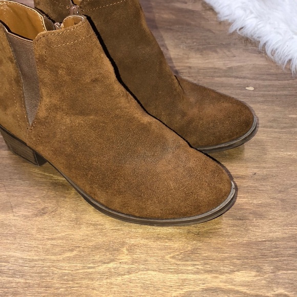 Kensie size 7 Garry leather ankle boot - Picture 8 of 9